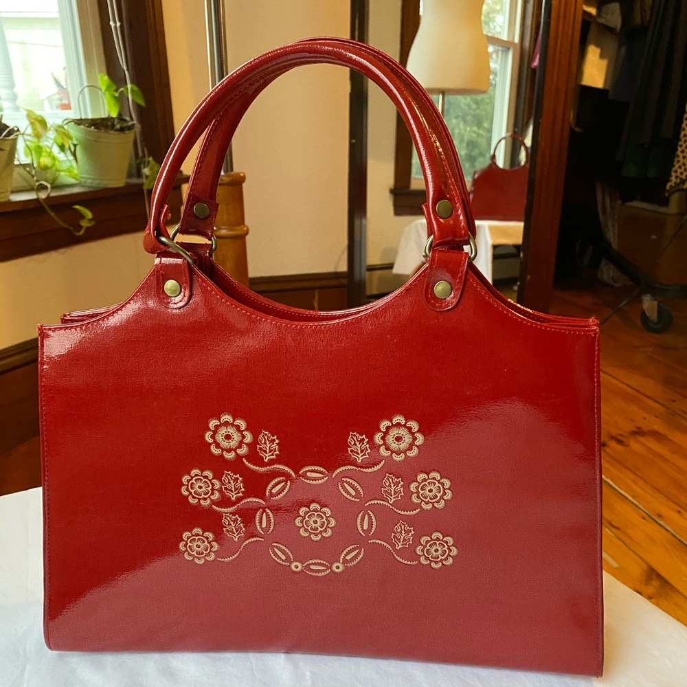 New w/o tags Vintage handbag w/ strap & wallet